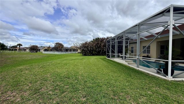 608 SW Chesapeake Ct, Port St. Lucie, FL 34986