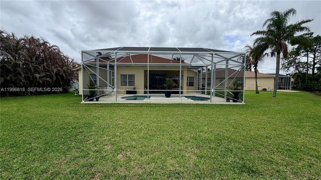 608 SW Chesapeake Ct, Port St. Lucie, FL 34986