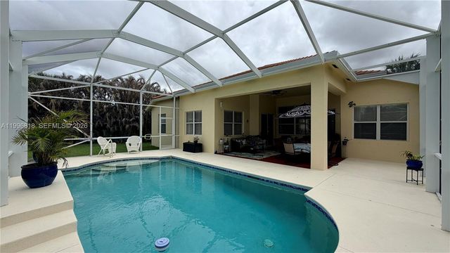 608 SW Chesapeake Ct, Port St. Lucie, FL 34986