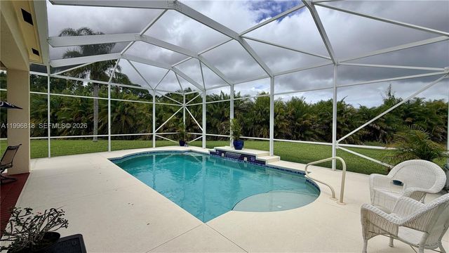 608 SW Chesapeake Ct, Port St. Lucie, FL 34986