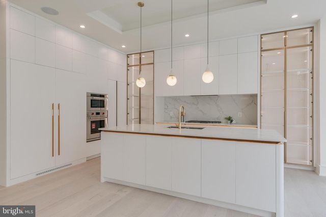 8757 BROOK ROAD, Mclean, VA 22102