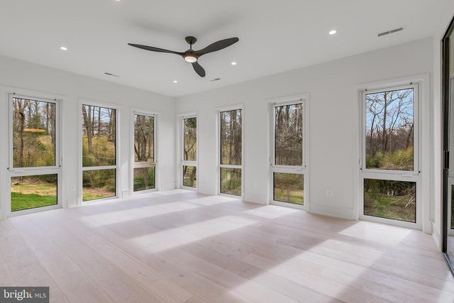 8757 BROOK ROAD, Mclean, VA 22102