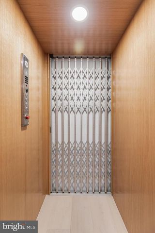 8757 BROOK ROAD, Mclean, VA 22102