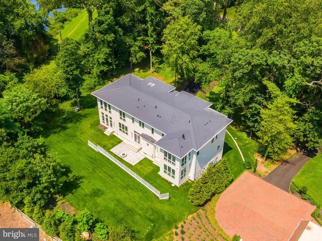 8757 BROOK ROAD, Mclean, VA 22102