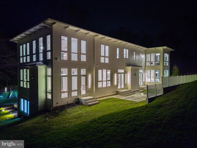 8757 BROOK ROAD, Mclean, VA 22102