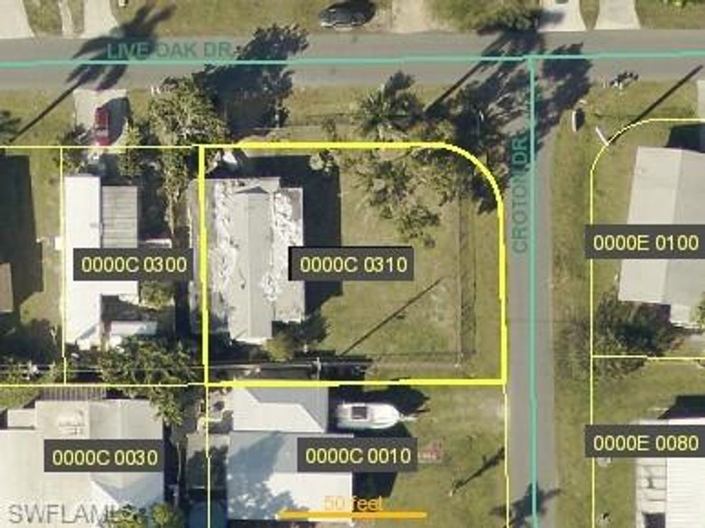 12081 Live Oak DR, FORT MYERS, FL 33908 — exterior