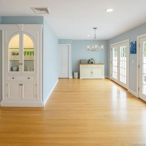 24 Rellim Drive, Glen Cove, NY 11542