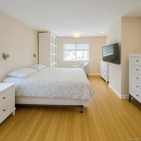 24 Rellim Drive, Glen Cove, NY 11542