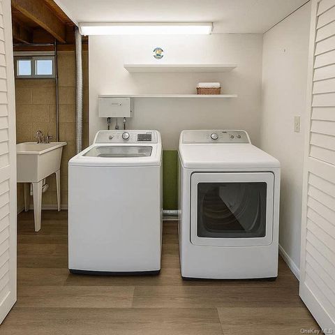 24 Rellim Drive, Glen Cove, NY 11542