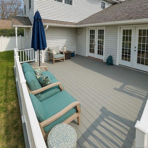 24 Rellim Drive, Glen Cove, NY 11542