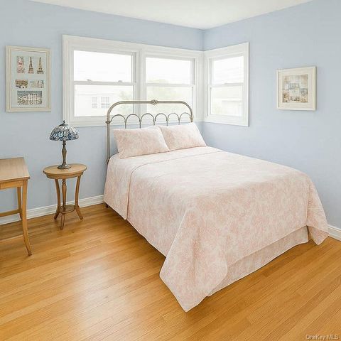 24 Rellim Drive, Glen Cove, NY 11542