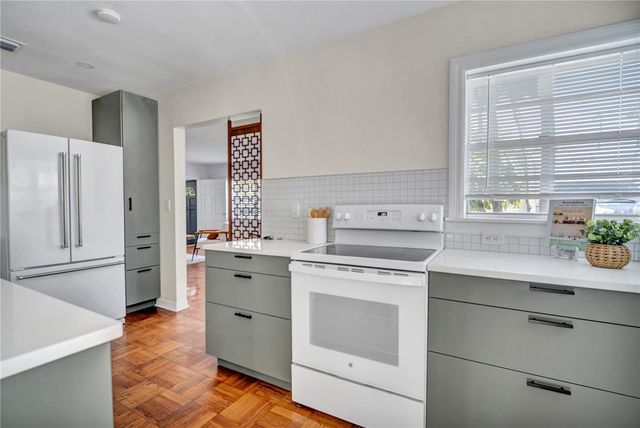 707 S LOIS AVENUE, Tampa, FL 33609