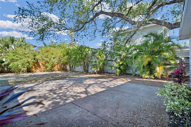 707 S LOIS AVENUE, Tampa, FL 33609