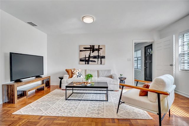 707 S LOIS AVENUE, Tampa, FL 33609