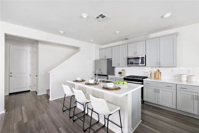 111 Homestead, Rancho Mission Viejo, CA 92694