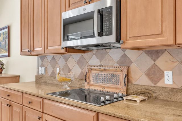8513 NATIVE PINE WAY, Orlando, FL 32836