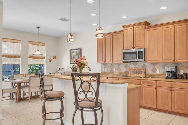 8513 NATIVE PINE WAY, Orlando, FL 32836