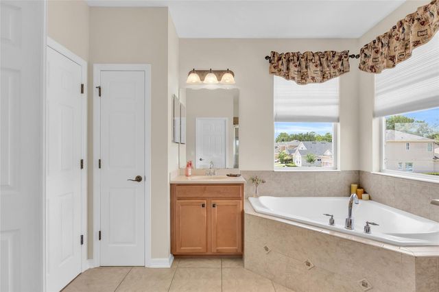 8513 NATIVE PINE WAY, Orlando, FL 32836