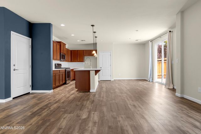 7028 Shady Gate Drive, Sparks, NV 89436