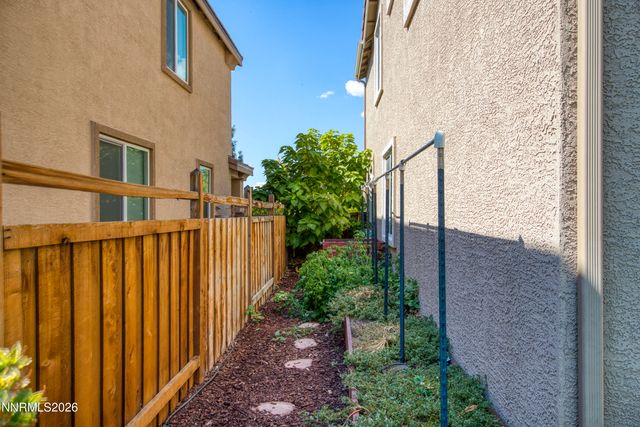 7028 Shady Gate Drive, Sparks, NV 89436