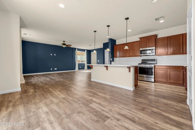 7028 Shady Gate Drive, Sparks, NV 89436