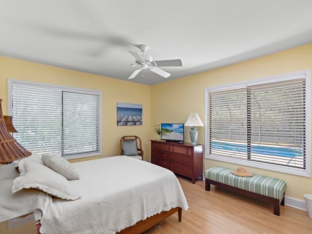 1476 Smugglers Cove, Vero Beach, FL 32963