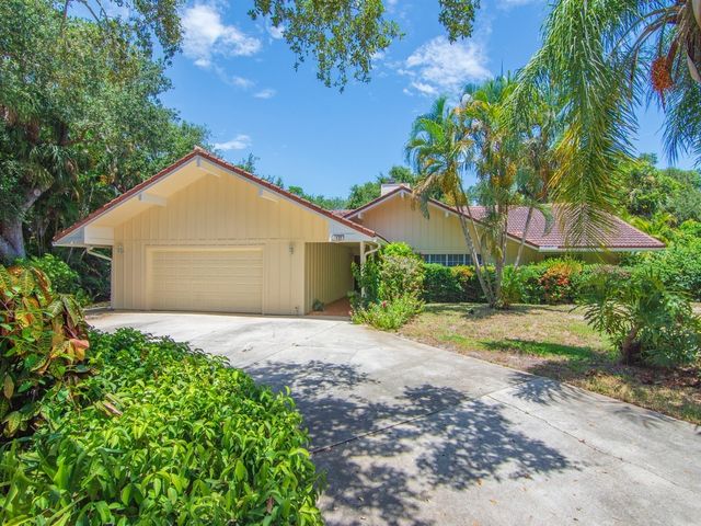 1476 Smugglers Cove, Vero Beach, FL 32963