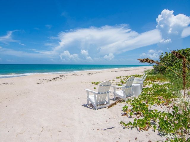 1476 Smugglers Cove, Vero Beach, FL 32963
