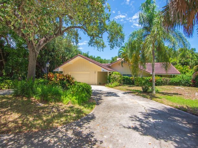 1476 Smugglers Cove, Vero Beach, FL 32963