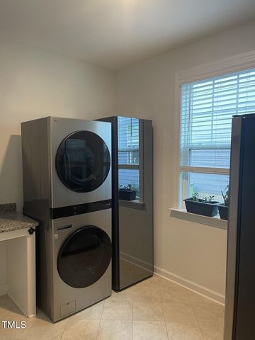 2309 Redbridge Lane, Apex, NC 27502