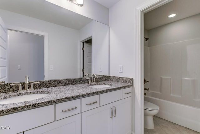 2309 Redbridge Lane, Apex, NC 27502