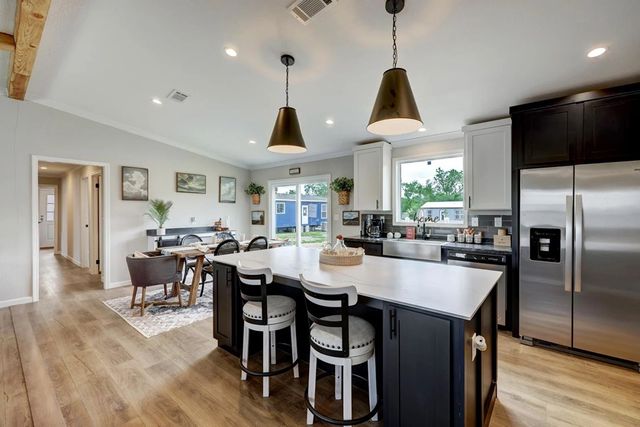 2400 Mist Ave, Stanton, TX 79782