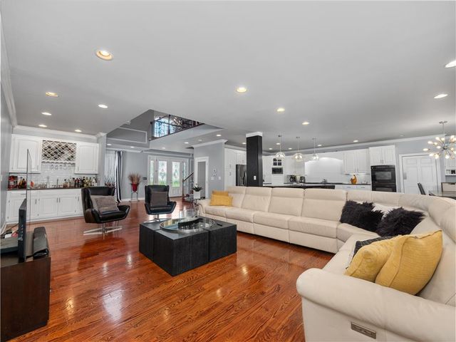4450 Pond View Court, Bethlehem Twp, PA 18020