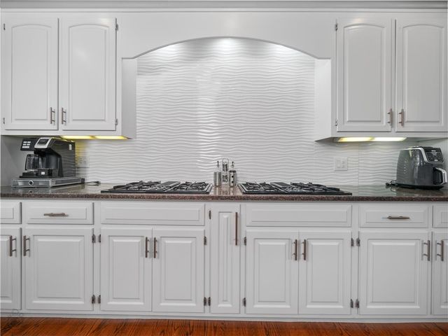 4450 Pond View Court, Bethlehem Twp, PA 18020