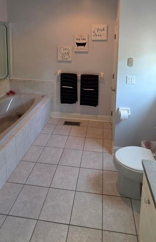 4450 Pond View Court, Bethlehem Twp, PA 18020