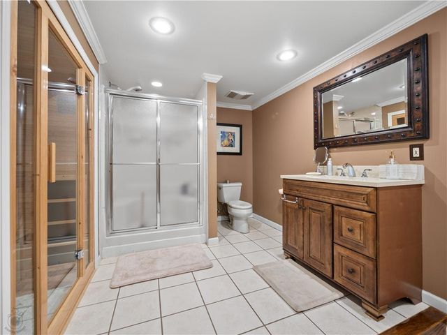 4450 Pond View Court, Bethlehem Twp, PA 18020