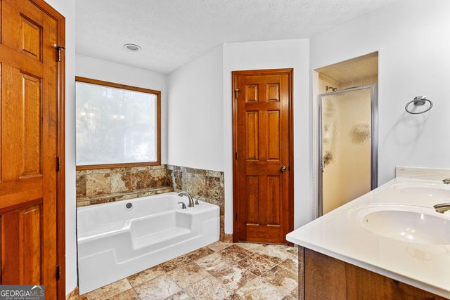 101 Sawtan Rim, Peachtree City, GA 30269