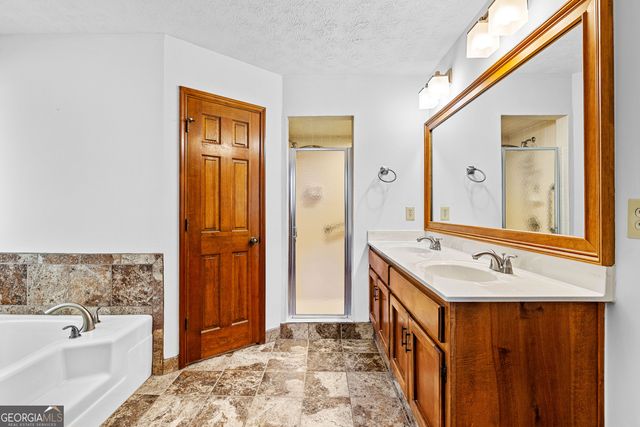 101 Sawtan Rim, Peachtree City, GA 30269