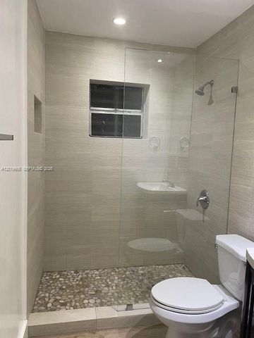 221 SW 9 AVE 2, Miami, FL 33130