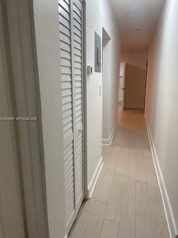 221 SW 9 AVE 2, Miami, FL 33130