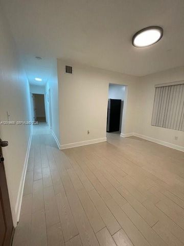 221 SW 9 AVE 2, Miami, FL 33130