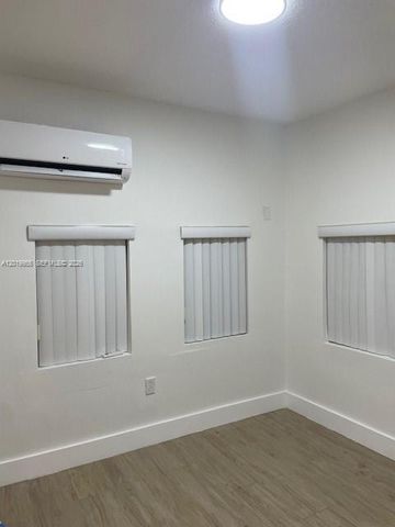 221 SW 9 AVE 2, Miami, FL 33130
