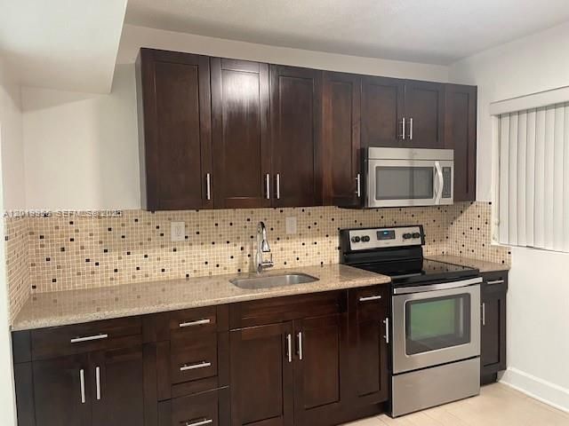 221 SW 9 AVE 2, Miami, FL 33130