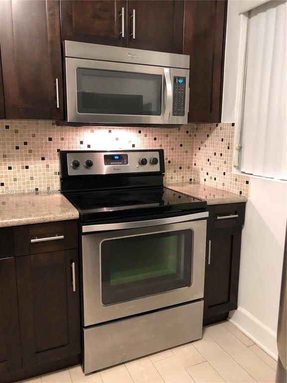 221 SW 9 AVE 2, Miami, FL 33130