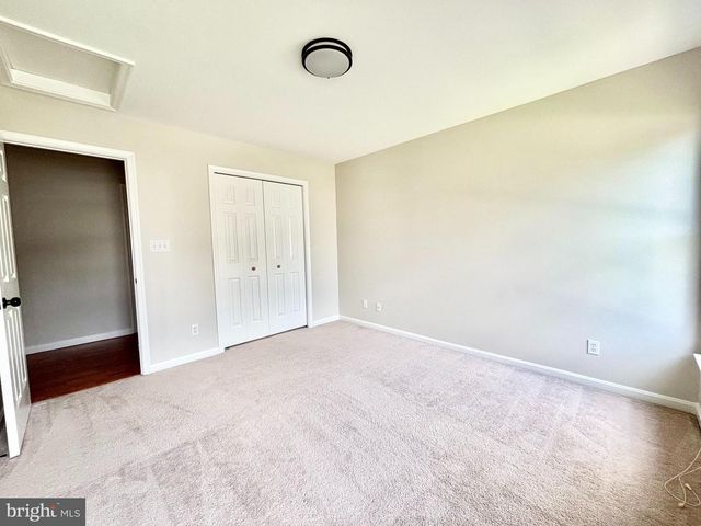 5 YORKSHIRE CT, Stafford, VA 22554