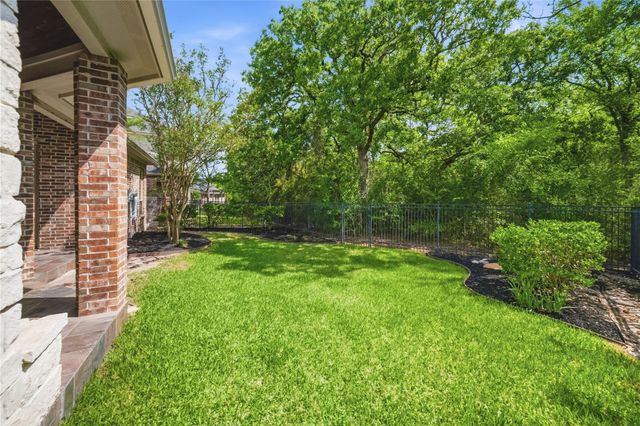 2307 Scotney Court, College Station, TX 77845