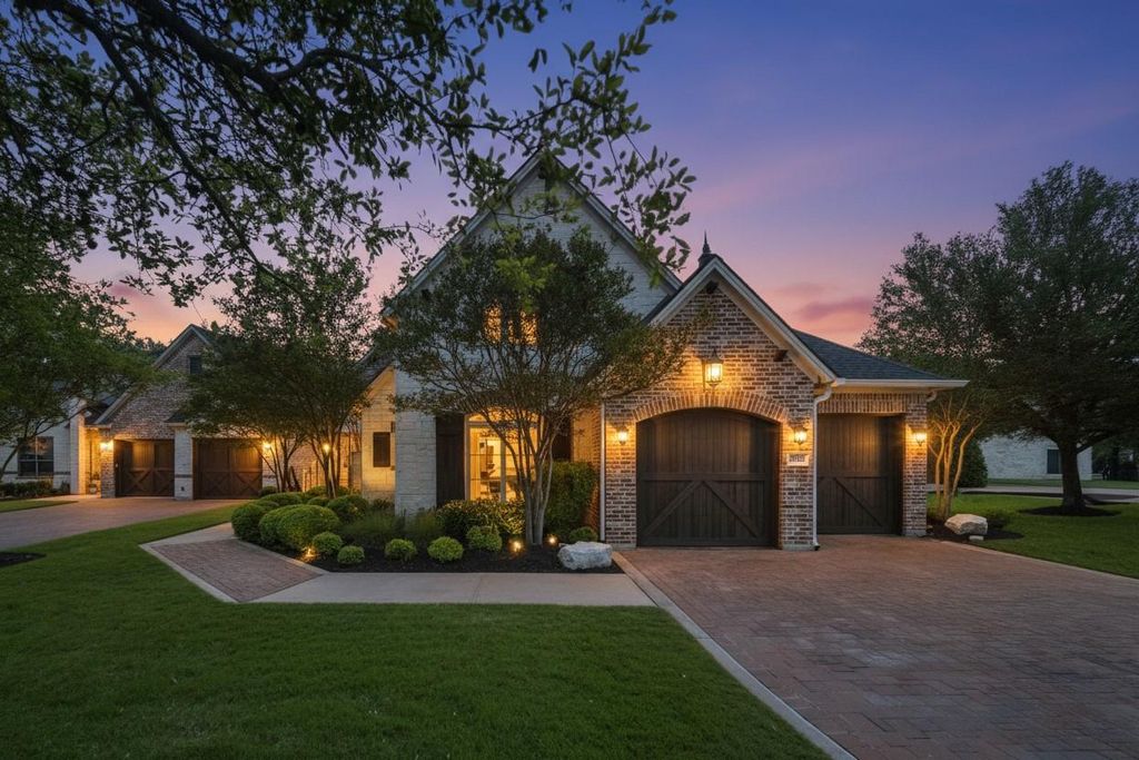 2307 Scotney Court, College Station, TX 77845