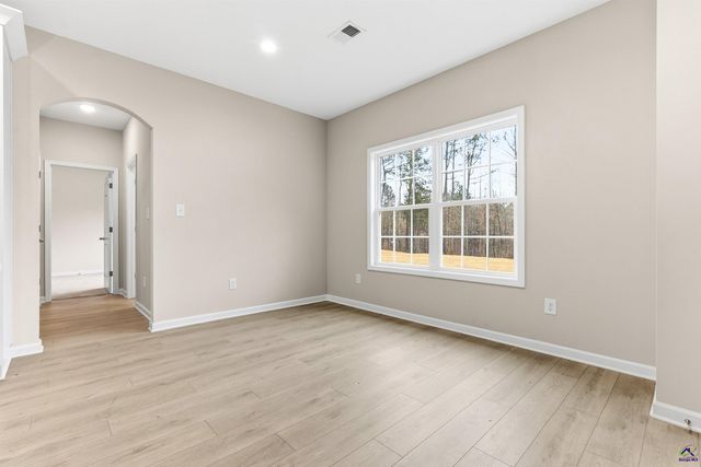 1649 Stokes Store Road # 52, Forsyth, GA 31029