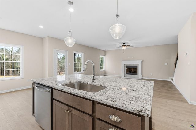 1649 Stokes Store Road # 52, Forsyth, GA 31029