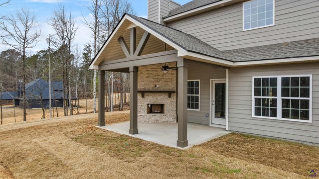 1649 Stokes Store Road # 52, Forsyth, GA 31029